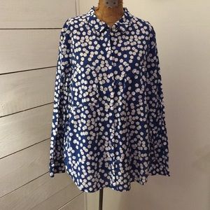 Boden blue and white print button down top size 10